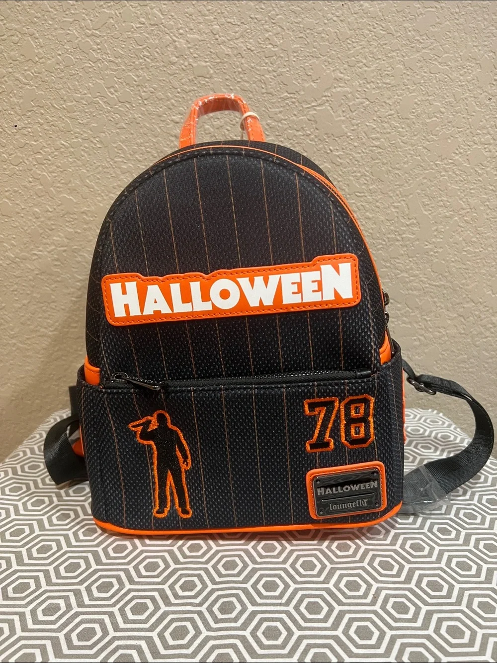 Loungefly Black & Orange Halloween Mini Backpack Michael Myers jersey